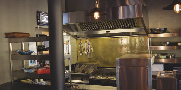 Limpiezas de Conductos de Extracción y Ventilación Montseny · Cocina de Pizzerías